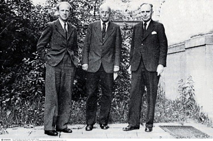 Werner Heisenberg, Max von Laue, Otto Hahn