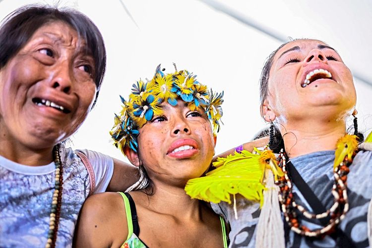 Brasilien Gericht Landgesetz Indigene Feier
