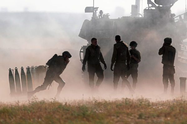 Foto: EPA/ATEF SAFADI 