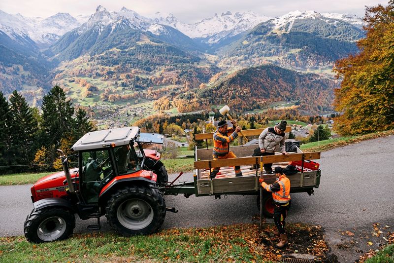 Vorarlberger Gemeinden zwingen ihre Bürger dazu, Wege zu reparieren oder Schulen zu putzen