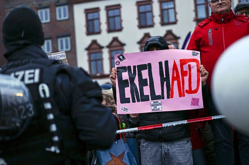 Mit ihrer Vetternwirtschaft entlarvt sich die AfD selbst