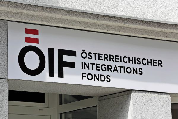 Ex-Mitarbeiterin-klagt-IF-Ein-Prozess-um-das-russische-Wort-Hure-