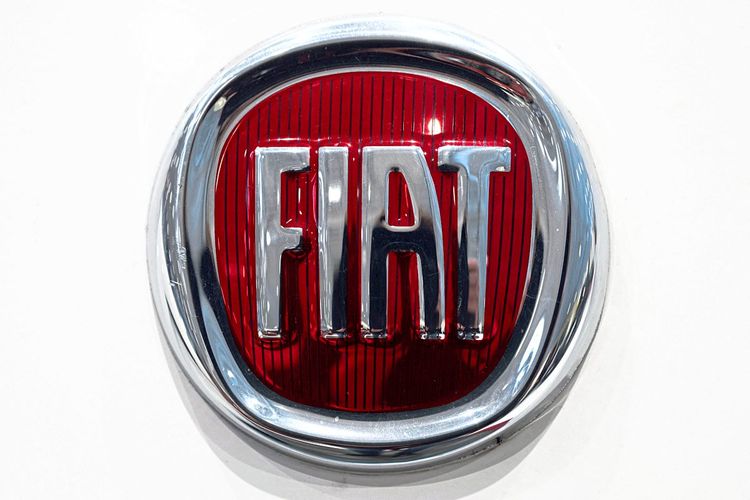 Das Logo von Autos der italienischen Marke Fiat.