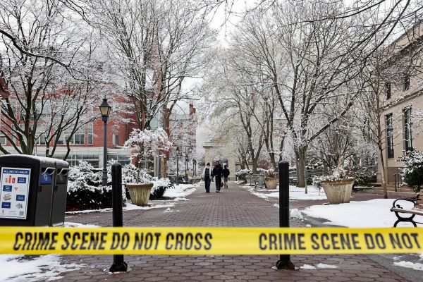 sch-sse-an-us-eliteuni-brown-fahndung-nach-sch-tzen-beginnt-von-neuem