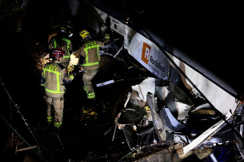 Erneut schweres Zugunglück in Spanien: Lokführer tot, zahlreiche Verletzte