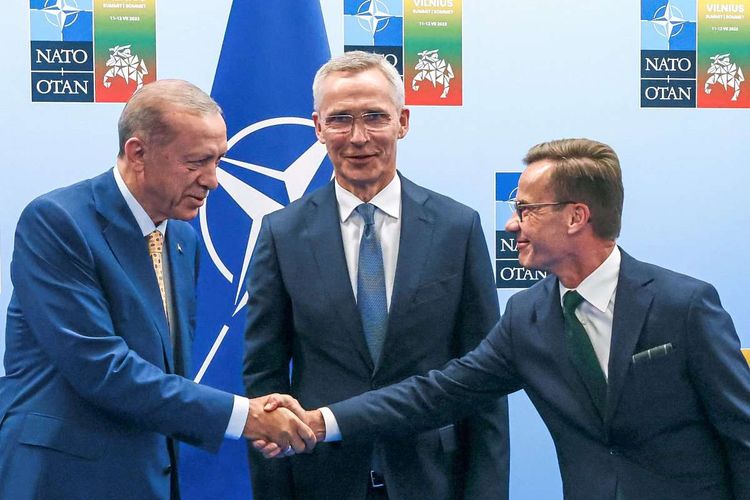Beim Nato-Treffen im Juli 2023 trafen sich Recep Tayyip Erdoğan und Ulf Kristersson, Nato-Generalsekretär Jens Stoltenberg nahm das erfreut zur Kenntnis.