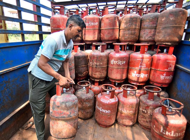 Finanzhilfen, Vier-Tage-Wochen, Rationierungen: wie Staaten weltweit auf die Energiekrise reagieren