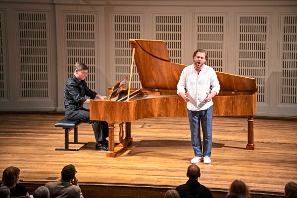 Julian-Pr-gardiens-Ausdruckskraft-bei-Schubert-im-Konzerthaus