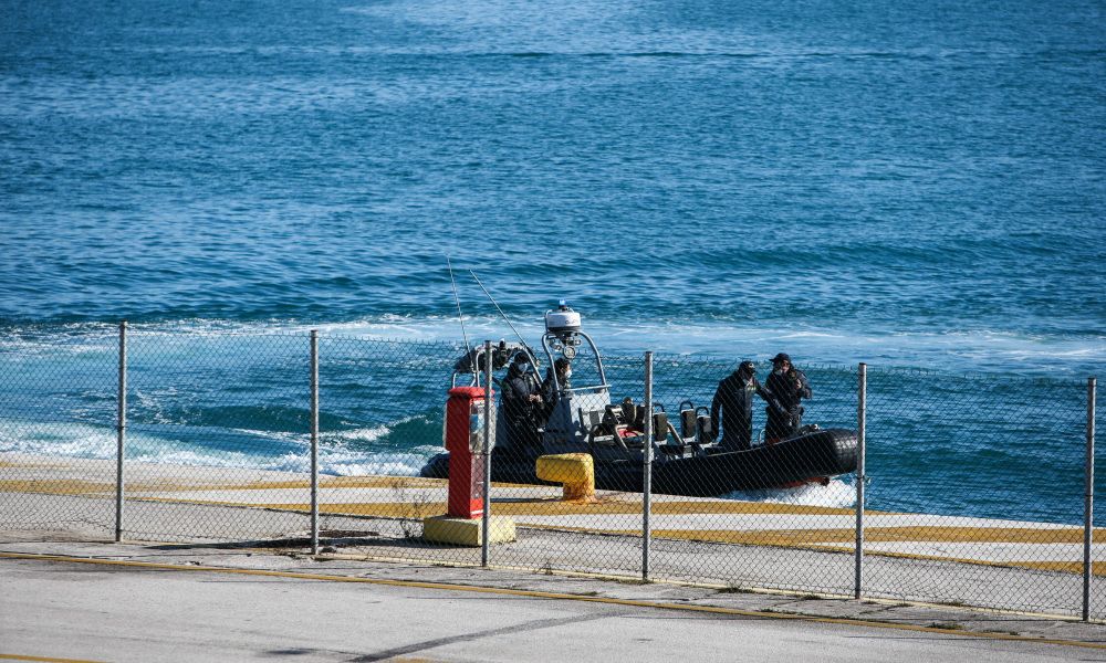 Migranten bei Schiffbruch in Ägäis von Griechenland gerettet