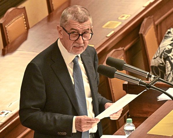 Tschechiens-Regierung-bersteht-Misstrauensvotum