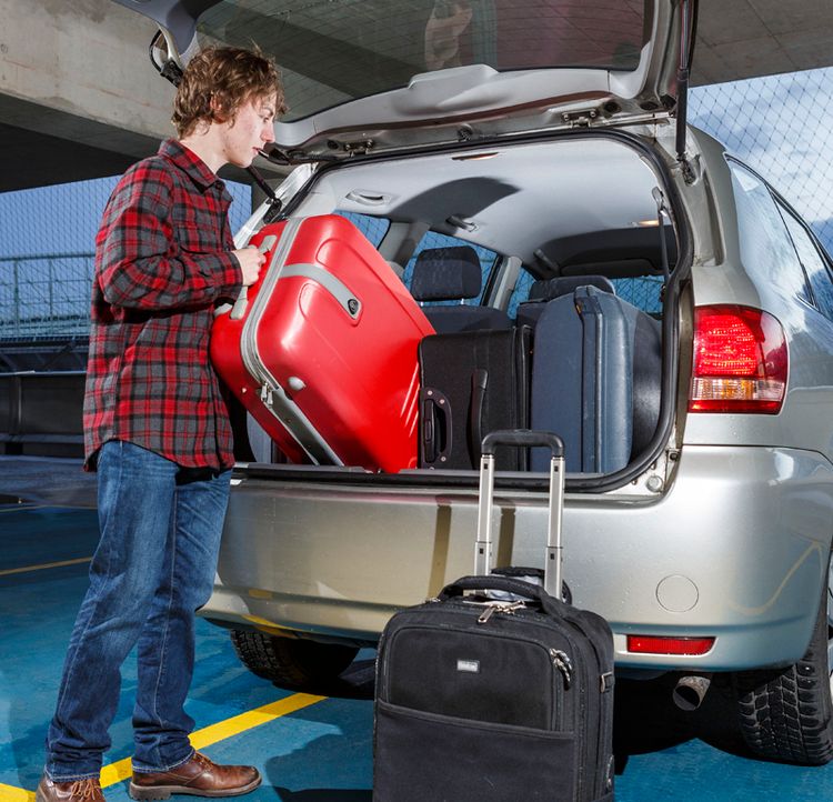 Urlaub mit dem Auto: Gepäck oft Sicherheitsrisiko - Reisen aktuell -   › Lifestyle