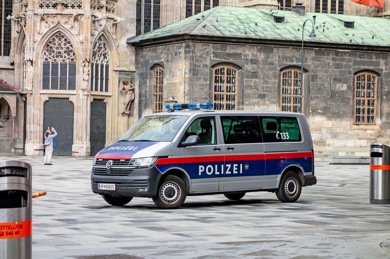 1300 Polizeieinsätze pro Tag in Wien 2025
