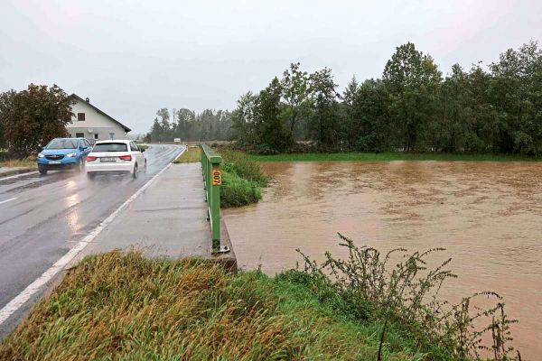 Hochwasser in der Nähe - Figure 1