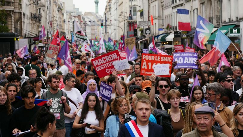 Frankreich: Neue Regierung nach Ernennung unter Druck