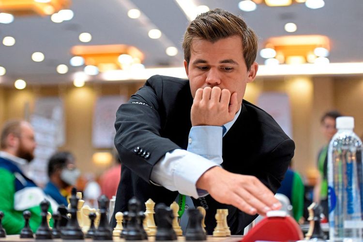 schachnews: Spassky: Ich sehe Schach immer noch mit den Augen