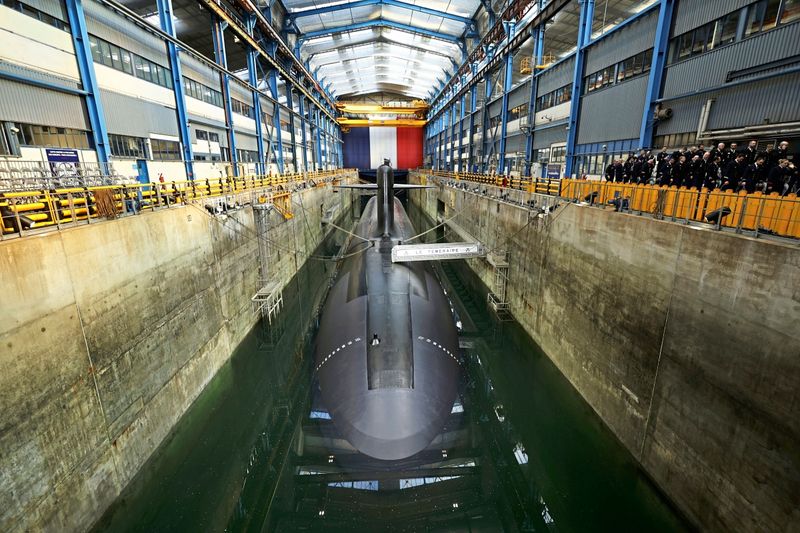 Frankreich erweitert Atomschirm über Europa und baut neue Nuklearwaffen