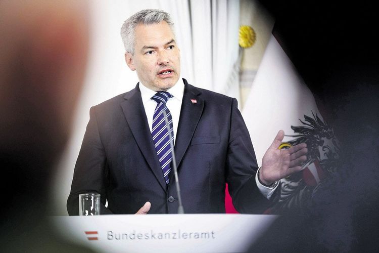 Bundeskanzler und ÖVP-Chef Karl Nehammer hält es für möglich, dass sich die FPÖ von ihrem Frontmann Herbert Kickl trennt.