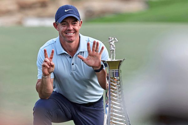 McIlroy-verliert-Saisonfinale-holt-sich-aber-Gesamtsieg-auf-der-Golftour