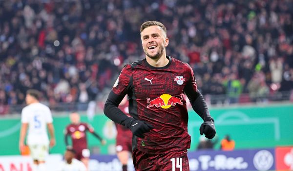 Baumgartner-gl-nzte-mit-Au-enrist-Toren-Ergibt-total-Sinn-