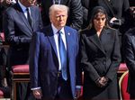 Trump posiert als Papst in den sozialen Medien