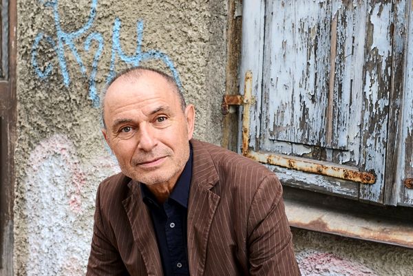 Shortlist-Preis-der-Leipziger-Buchmesse-Norbert-Gstreins-Roman-Im-ersten-Licht-