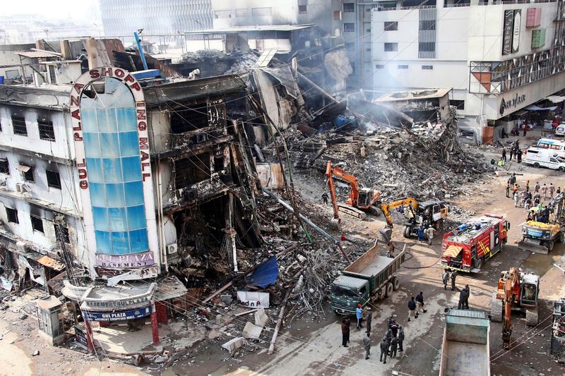 Zahl der Toten bei Brand in pakistanischem Einkaufszentrum auf 67 gestiegen