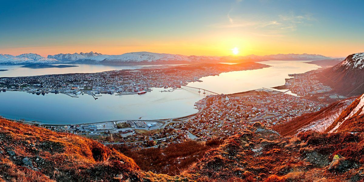  Norwegen: Kreuzfahrtstopps zur Mitternachtssonne - Europa Reisen 