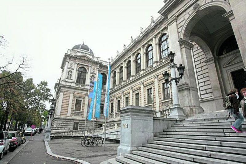 Soziologe: "Hauptziel ist Beschäftigungsfähigkeit" - Weiterbildung