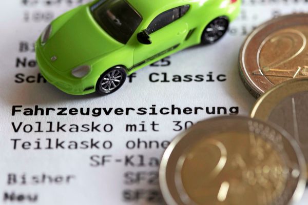 Wie-hoch-ist-eure-KfZ-Haftpflichtversicherung-