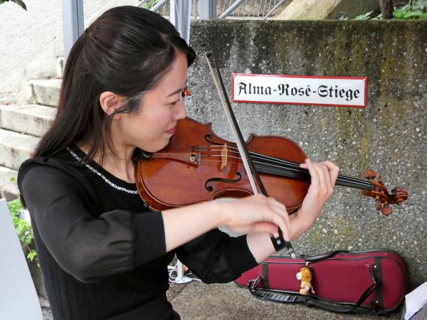 Stadt-Salzburg-hat-nun-offiziell-eine-Alma-Ros-Stiege