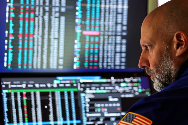 -lpreis-f-llt-nach-ffnung-der-Stra-e-von-Hormus-deutlich-Aktien-steigen