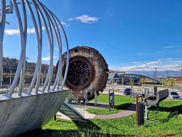Bald-er-ffnet-das-Jahrhundertprojekt-Koralmbahn-Aber-zahlt-es-sich-aus-