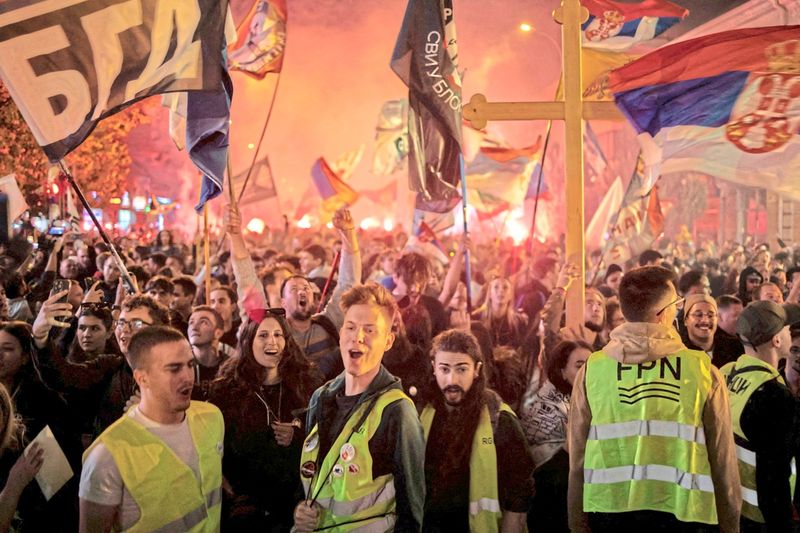 Serbien rüstet sich für Großkundgebung am Jahrestag der Katastrophe von Novi Sad