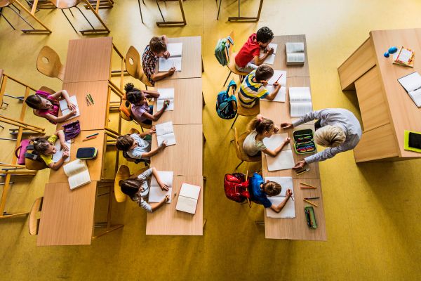 Nur-ein-Drittel-der-Schulkinder-besucht-eine-Ganztagsschule