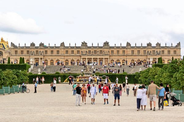 Auch-Schloss-Versailles-erh-ht-Eintrittspreise-f-r-Nicht-Europ-er