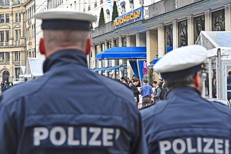 Zwei mutmaßliche chinesische Spione in Deutschland gefasst