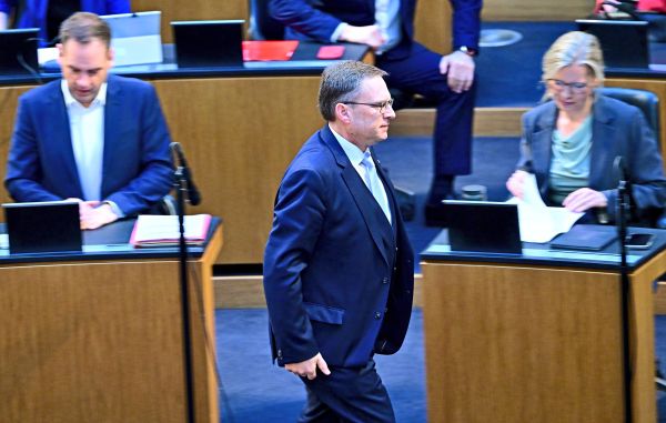 Flaute-im-Hohen-Haus-Warum-der-Nationalrat-derzeit-unterbesch-ftigt-wirkt