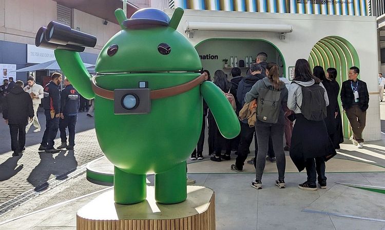 Android-Figur am MWC 2024