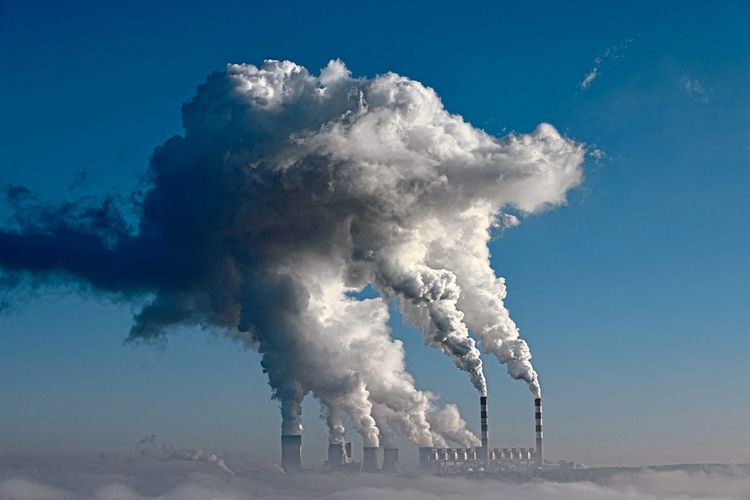 Polnisches Kohlkraftwerk Belchatow