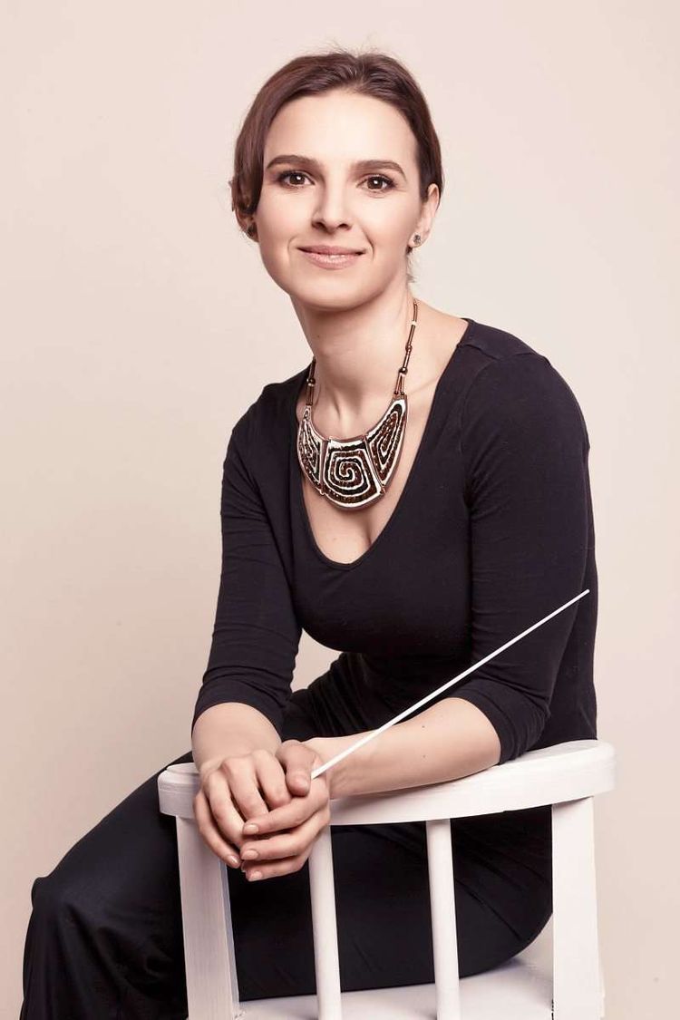 Oksana Lyniv dirigiert zu Beginn des Strauß-Jahres ein 