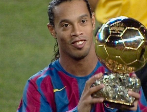 Ronaldinho-Der-Magier-unter-den-Fu-ballern