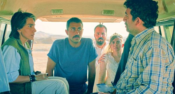 Jafar-Panahis-Oscar-Favorit-Ein-einfacher-Unfall-fragt-nach-Strafe-und-Gerechtigkeit