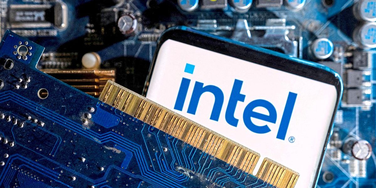 Milliardendeal: Intel wird eigene Chips für Microsoft produzieren