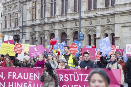Neue Wikileaks-Dokumente über Netzwerk fundamentaler Christen mit rechten Parteien - Vimarsana News
