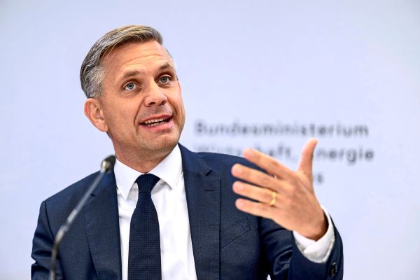 -sterreich-und-Schweiz-kooperieren-bei-Verteidigungsinvestitionen