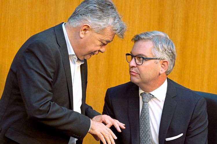 Finanzminister Magnus Brunner (ÖVP) und Vizekanzler Werner Kogler (Grüne)