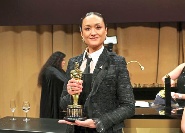 Autumn-Durald-Arkapaw-gewann-als-erste-Kamerafrau-einen-Oscar