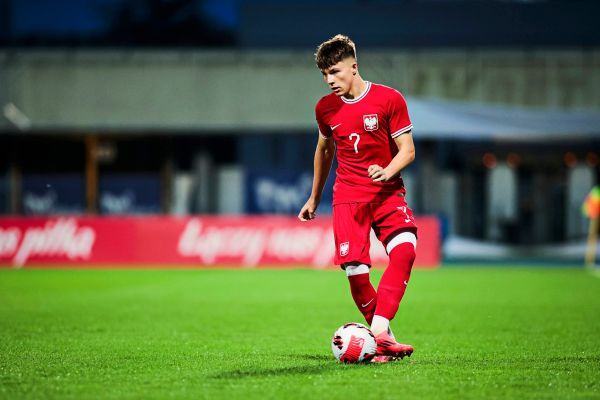 Sturm-Graz-verpflichtete-polnischen-Tempodribbler-R-zga