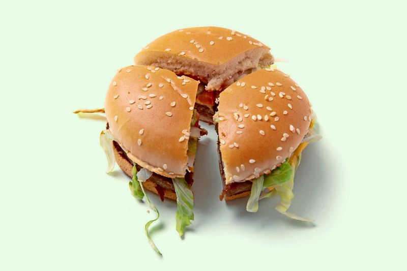 Breite Allianz drängt Totschnig, gegen Veggie-Burger-Verbot zu stimmen