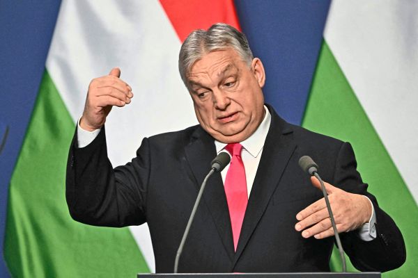 K-nstlicher-Kuschelkurs-unter-den-Patrioten-dieser-Welt